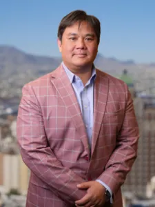 Dr. Pugao